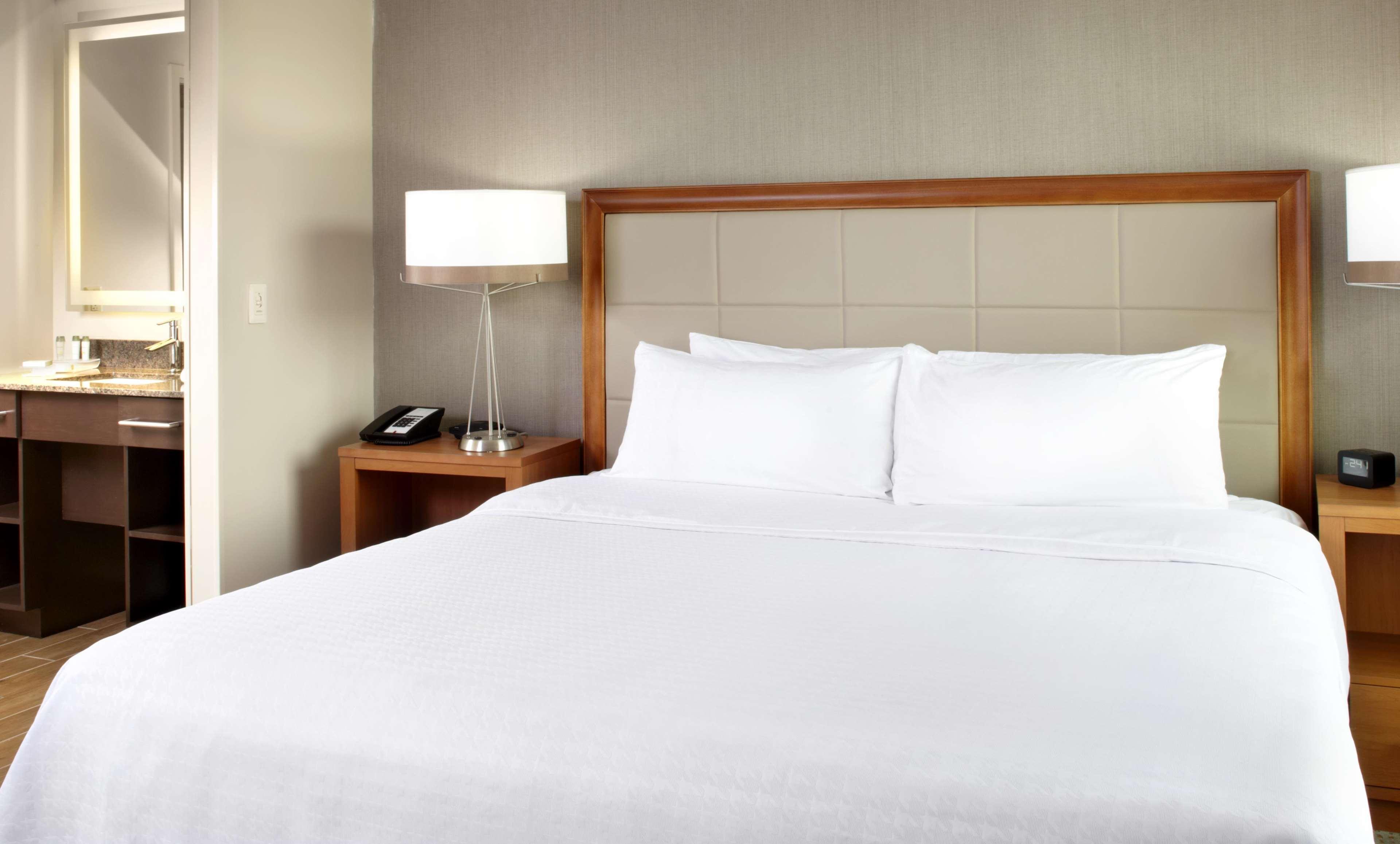 Homewood By Hilton Pittsburgh Airport/robinson Mall Area Moon Township